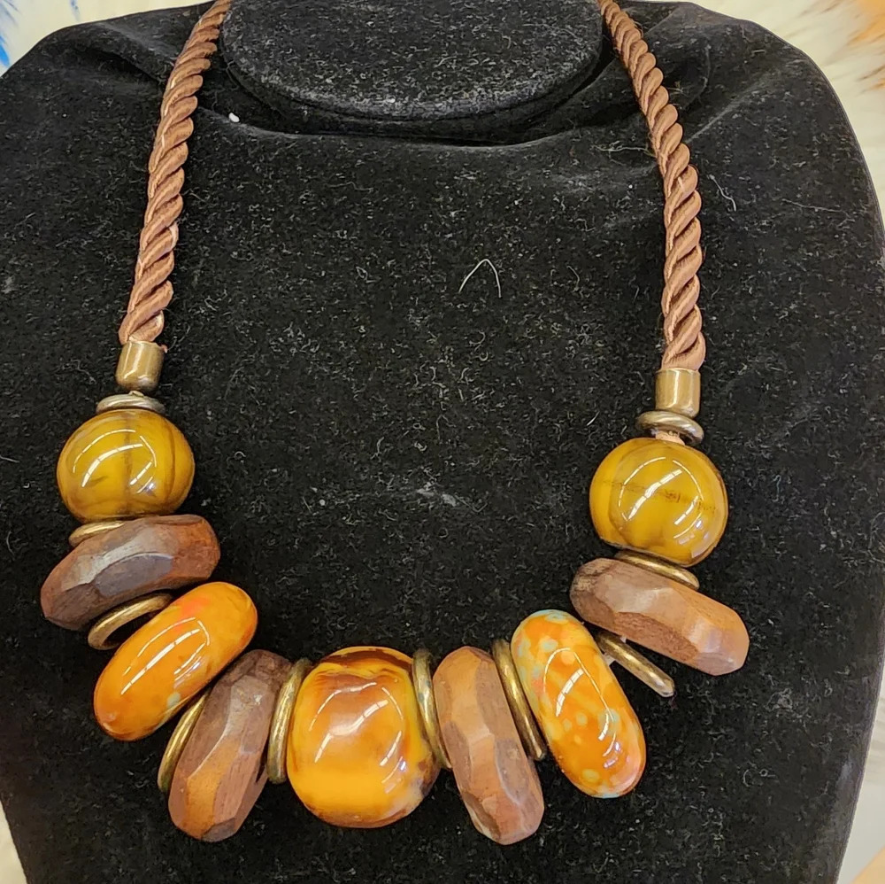 1980s Ceramic Earth Tones Necklace